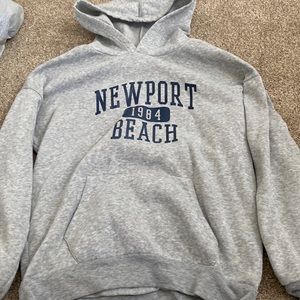 GRAY NEWPORT HOODIE